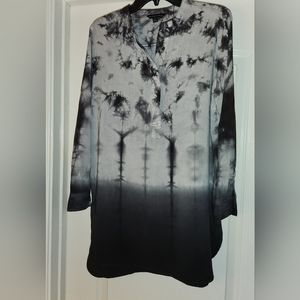 Rock & Republic Ladies Blouse size Large EUC $18